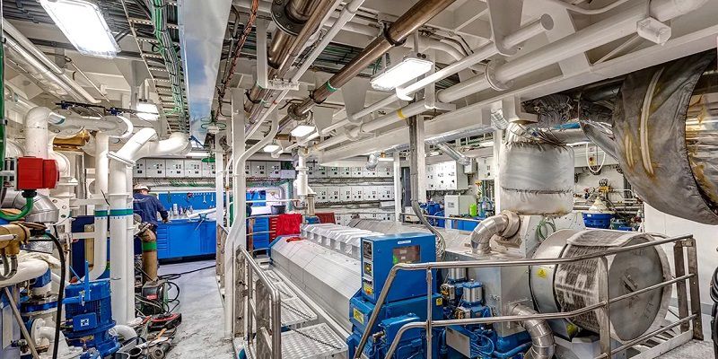 نقش منبع انبساط در موتورخانه ها چیست ؟